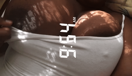 652b9433f1399d856435d86505dc38f4.gif