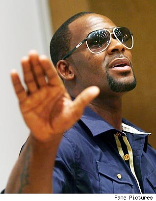 r-kelly-450a062209.jpg