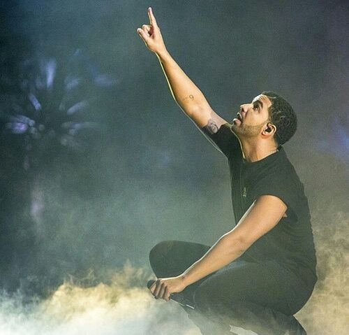236526-Drake-Pointing-Up.jpg