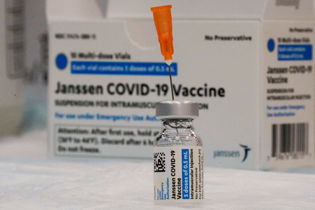MED-Virus-Outbreak-JJ-Vaccine-Factory-1.jpg