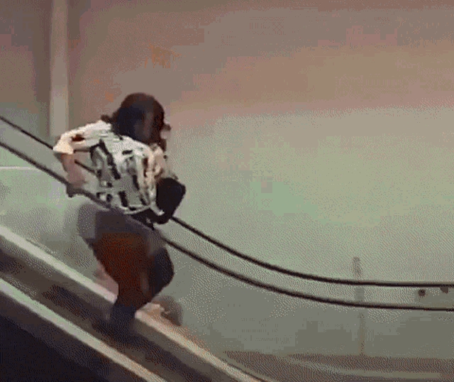 escalator-fail.gif