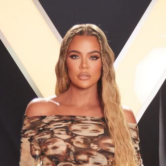 a950b942ad1501394e72382d4cbaae220f-khloe-k.rsquare.w330.jpg