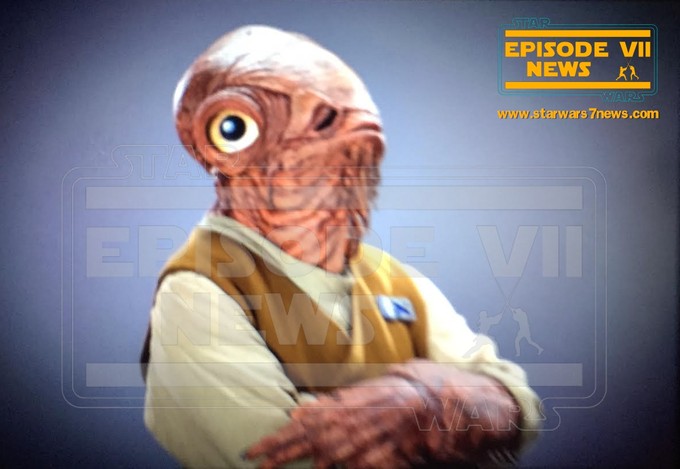 starwarstheforceawakensackbar_large.jpg