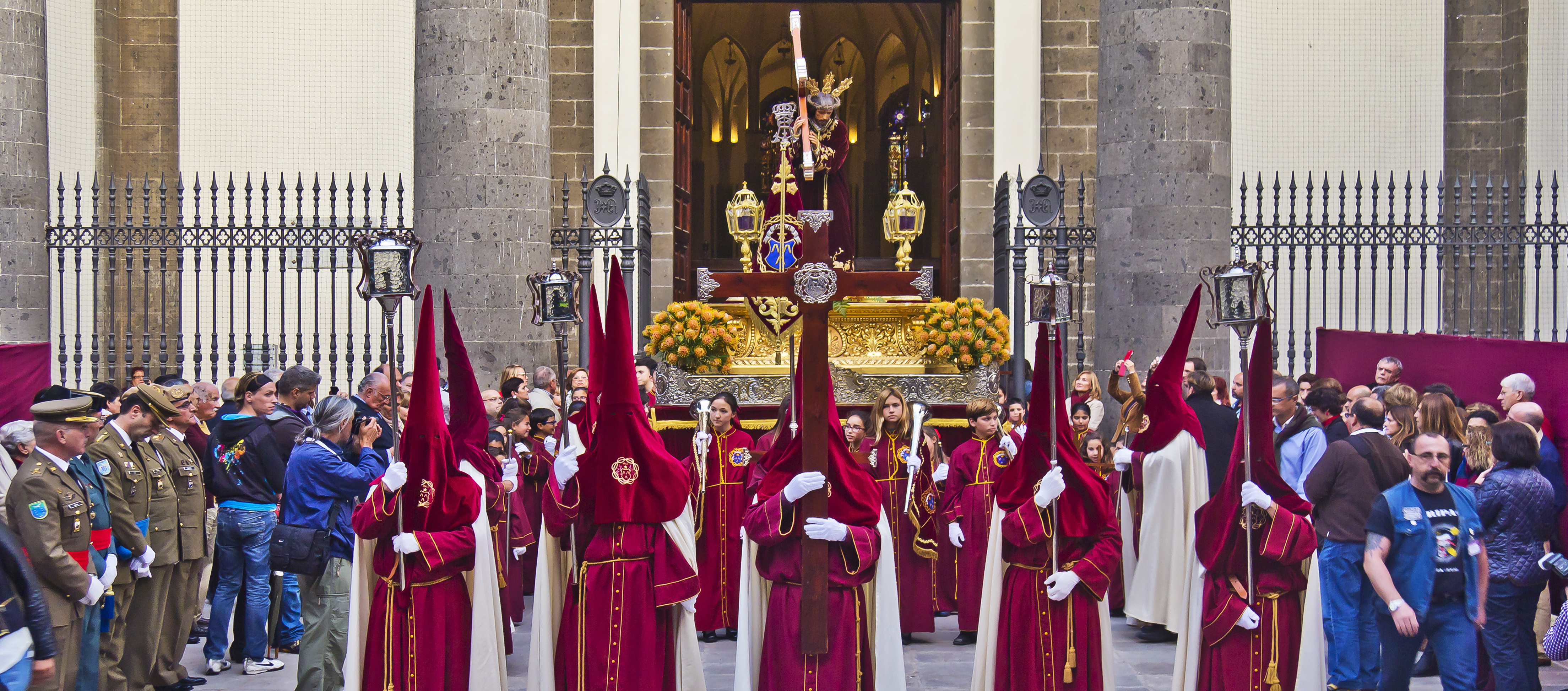 Semana_Santa_La_Laguna_52_%28cropped%29.jpg