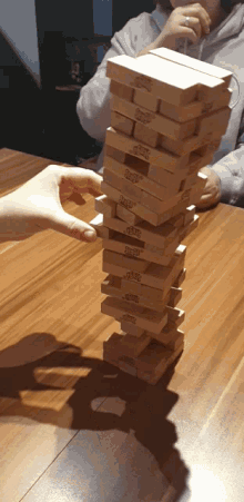 yenga-play.gif