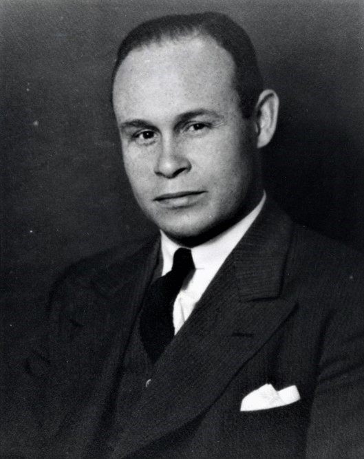 Portrait_of_Charles_Drew.jpg