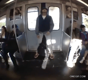 Formaincorrectadedormireneltren_zps456aadab.gif
