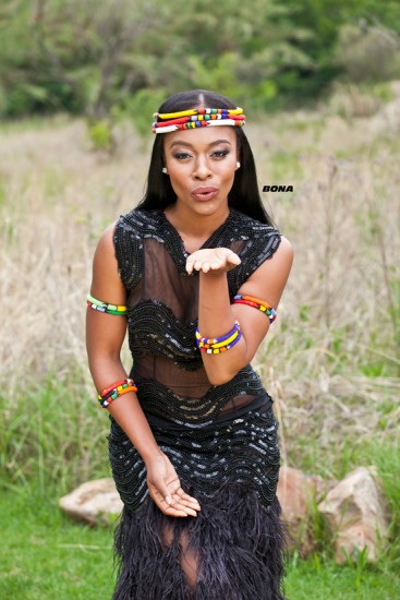 Nomzamo-mbatha-a-367x550.jpg