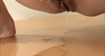 tumblr_nebshglKf51scqca7o1_400.gif
