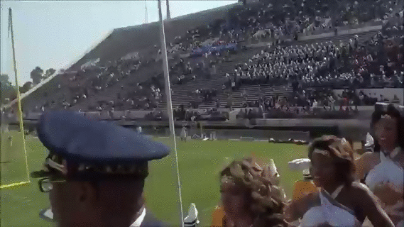 Southern-Dolls-in-Gold-2012.gif