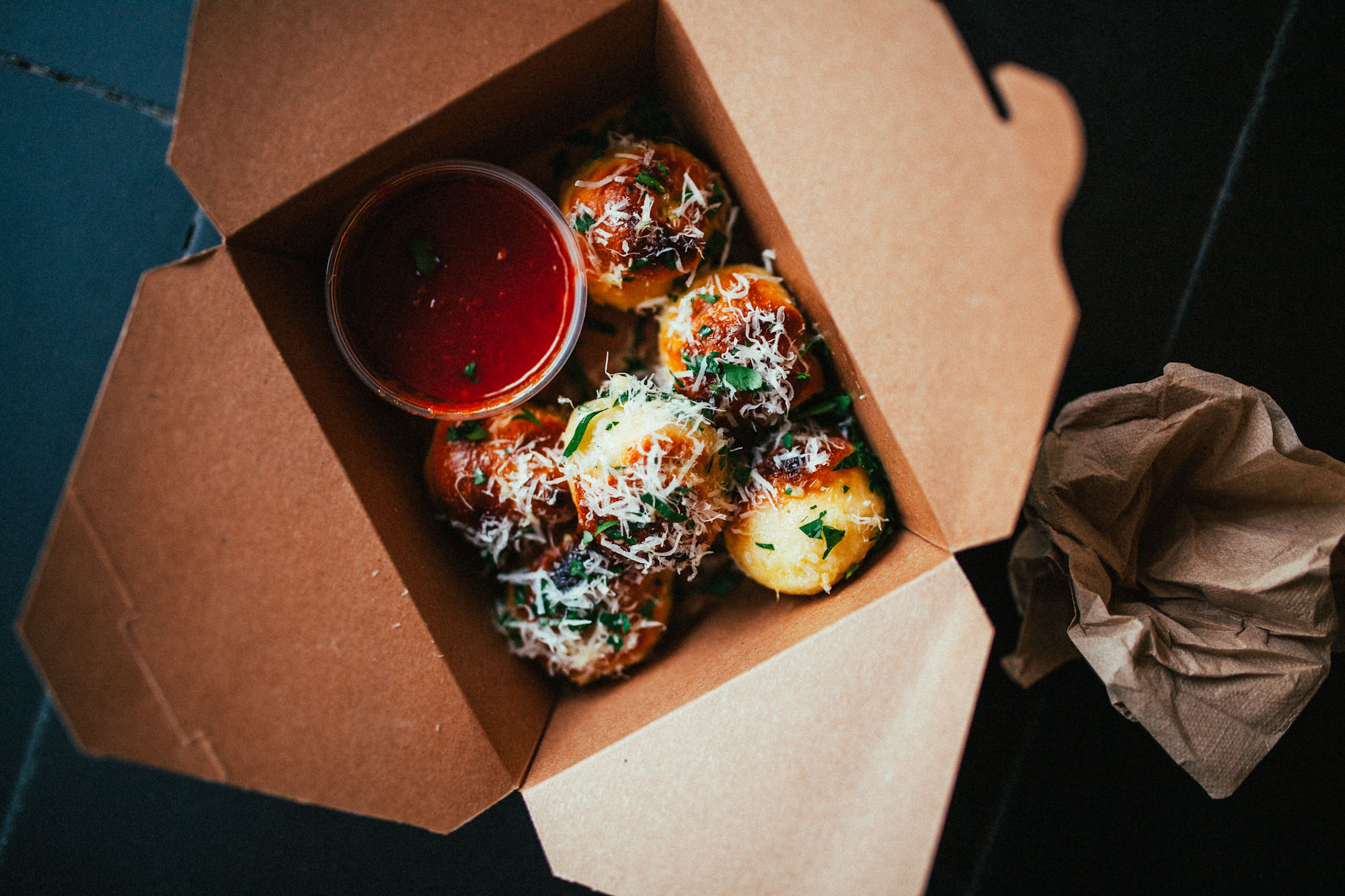 1588281913204-BestPizza-31-garlic-knots-with-marinara 1588281913204-BestPizza-31-garlic-knots-with-marinara