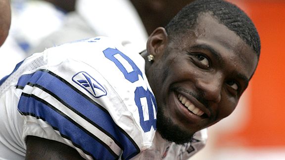 nfl_u_dez11_576.jpg