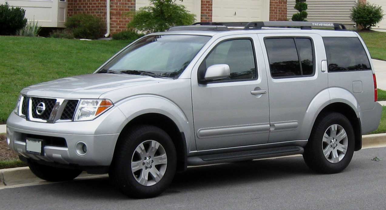 05-07_Nissan_Pathfinder_.jpg