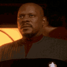 deep-space-nine-sisko.gif