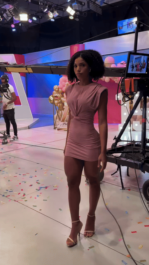 s57peij67ukf1.gif