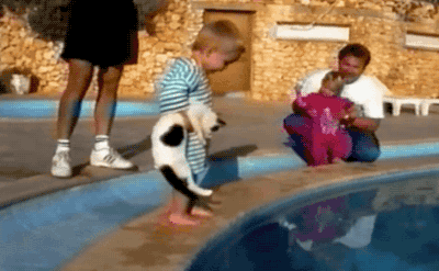 tumblr_ogc1lgEeFU1u49zhho1_400.gif