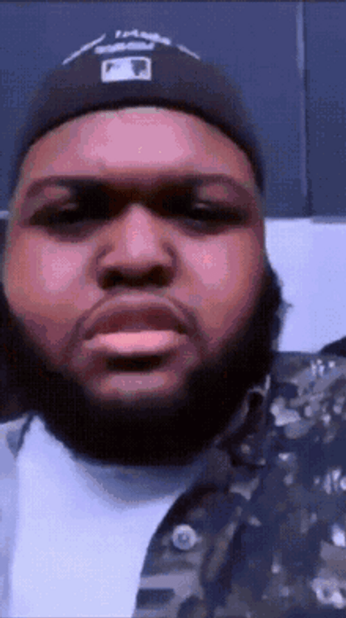 druski-pointing-himself-ncia9gzujfont1xx.gif