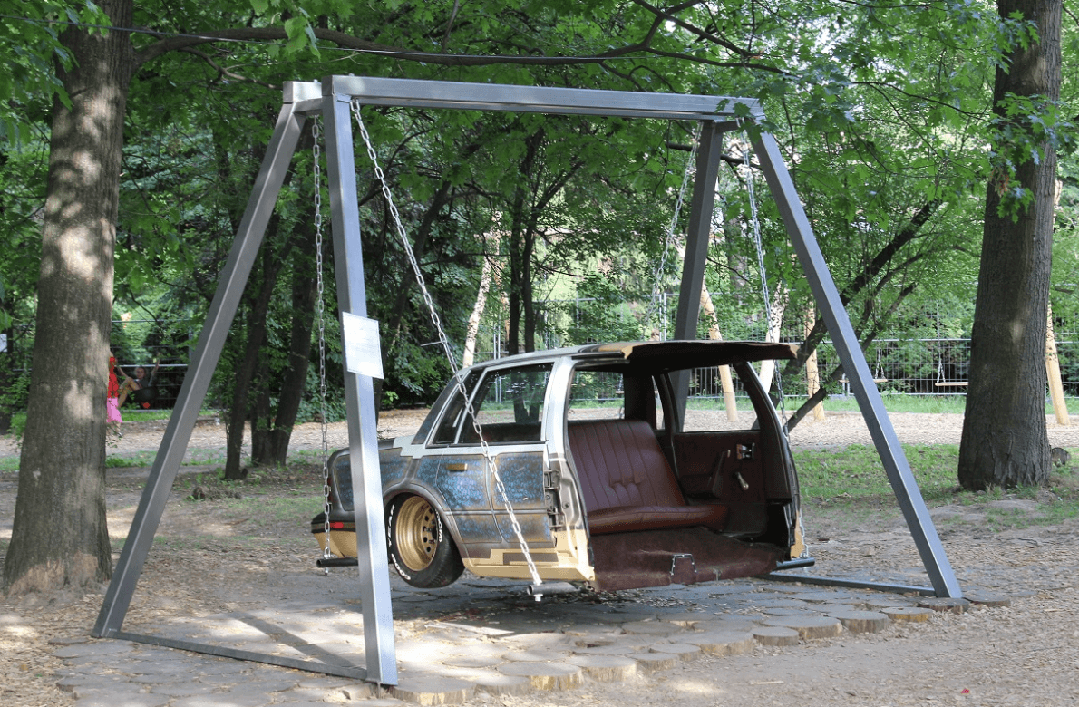 car-swing.png