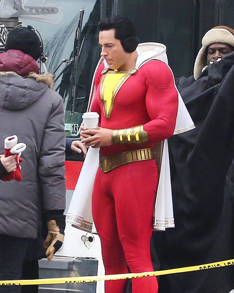23b1510c-shazam-movie-set-leaks-shazam-3.jpg