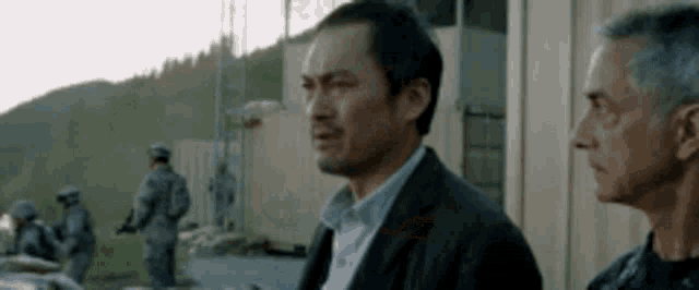 godzilla-letthemfight.gif