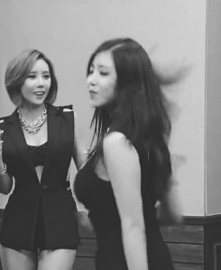 tumblr_nasektvPKk1qg5nyao4_r1_250.gif