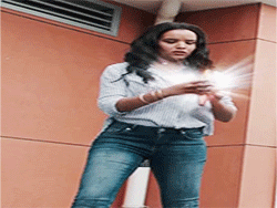 tumblr_ol1fhaiAAA1qkzb67o9_250.gif