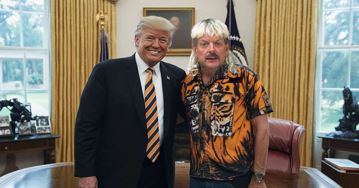 Donald-Trump-and-Joe-Exotic-in-the-Oval-Office.jpg