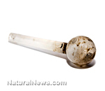 1359064984_crack-pipe-drugs.jpg