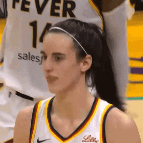caitlin-clark.gif