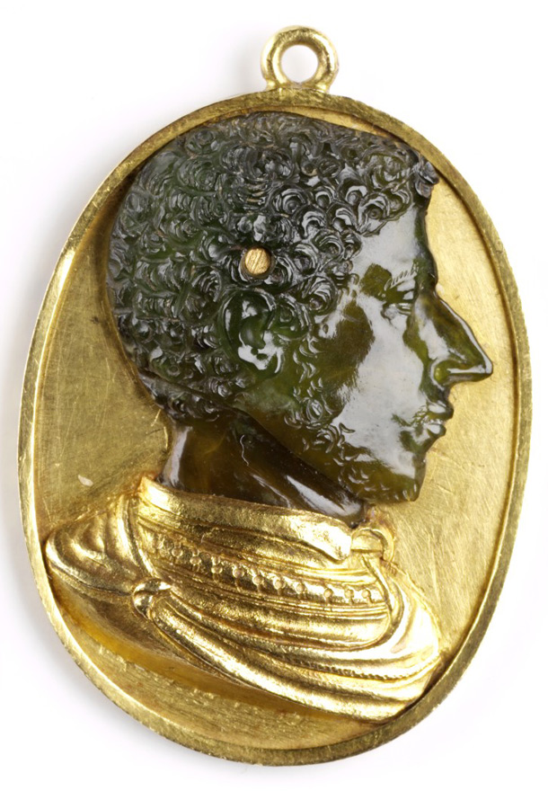cameo_alessandro_medici_lg.jpg