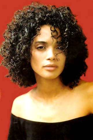 02-lisa-bonet.jpg