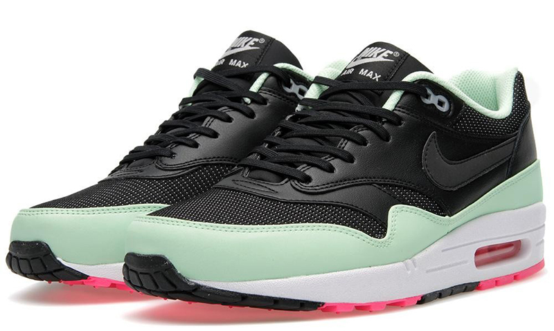nike_air_max_1_fb_yeezy_1.jpg