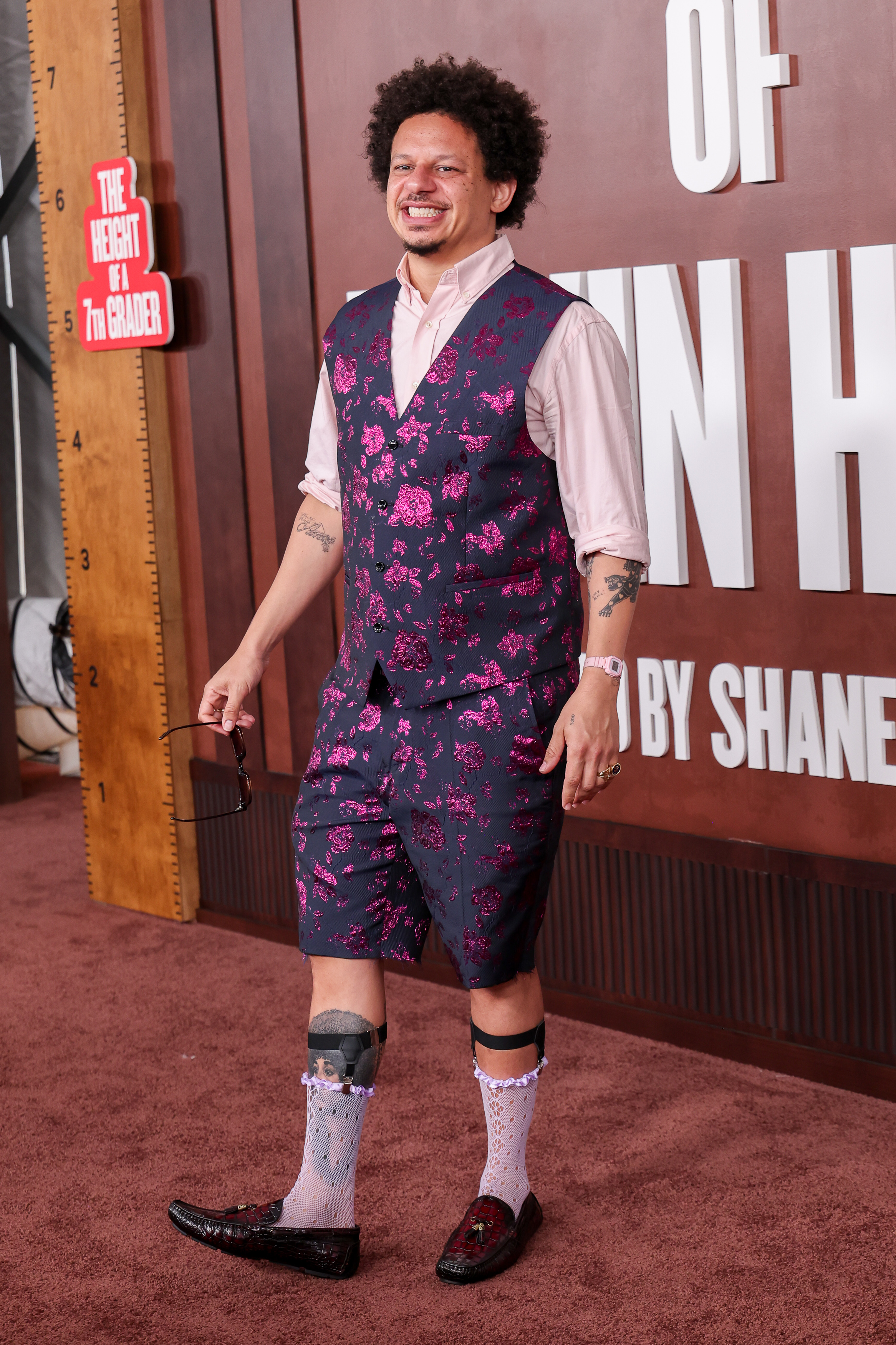 Eric André on the red carpet at The Roast of Kevin Hart.