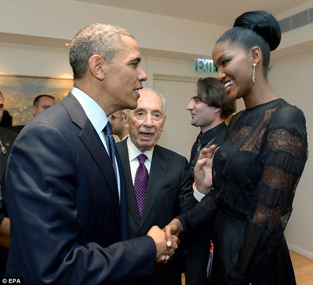 article-0-18DA6644000005DC-716_634x579.jpg