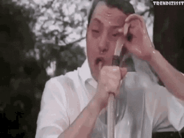 my-eyes-sluice.gif
