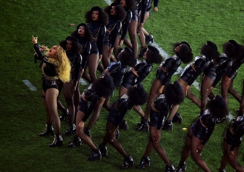 beyonce-super-bowl-50-performance-photos-04-480w.jpg