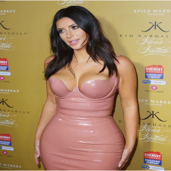 kim-k-pink-slideshow.gif