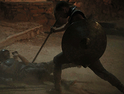 tumblr_mnt0841wiM1r6ewbjo4_250.gif