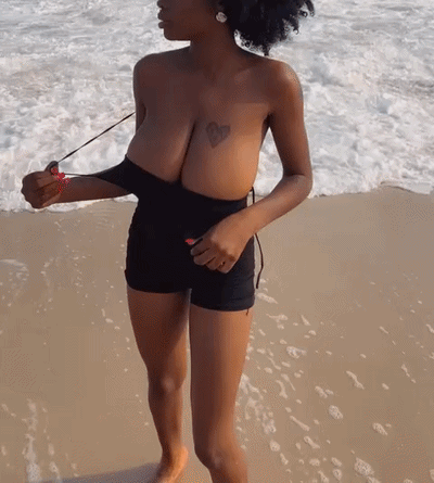 1db486bbc58e3f951badf75f78bc68f2.gif