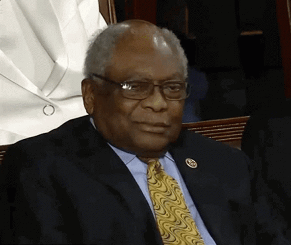 officials-disagree-and-shaking-head-gwiq97ctw143tldv.gif