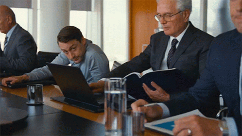 succession-roman-roy.gif