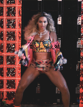tumblr_ob0kx5lCLA1t1ikz9o4_400.gif