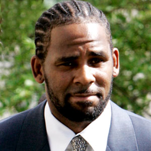 300.r.kelly.050908.jpg
