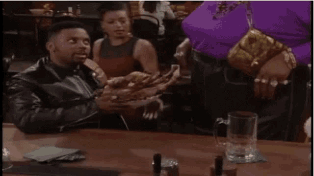 martin-big-shirley.gif