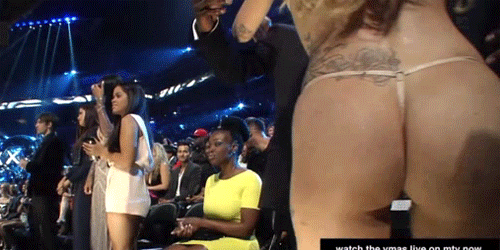 tumblr_ms48oo7qWs1s7m4k0o1_500.gif