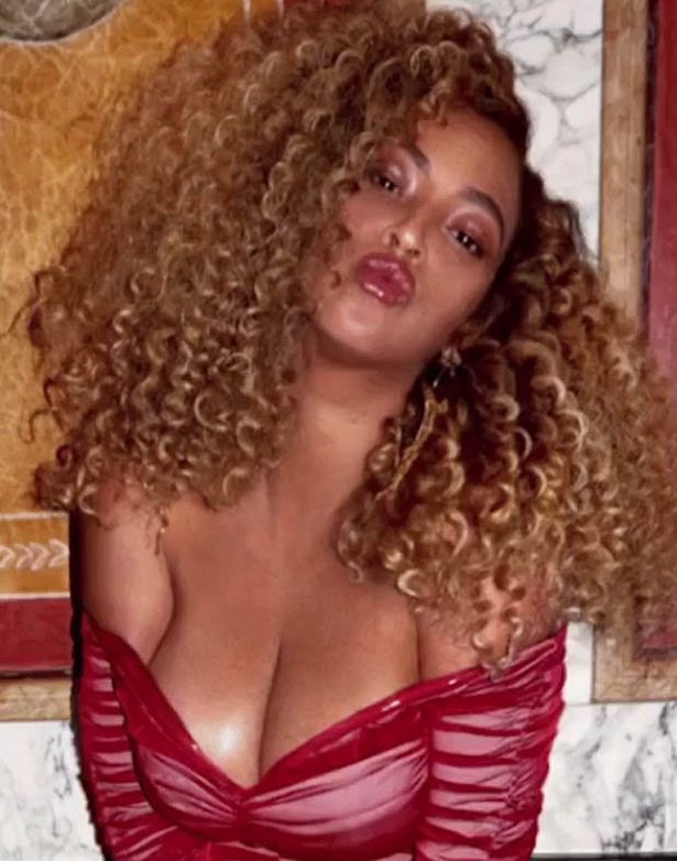 0_Beyonce-1050870