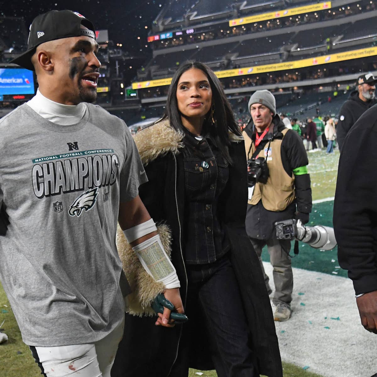 jalen-hurts-wife.jpg