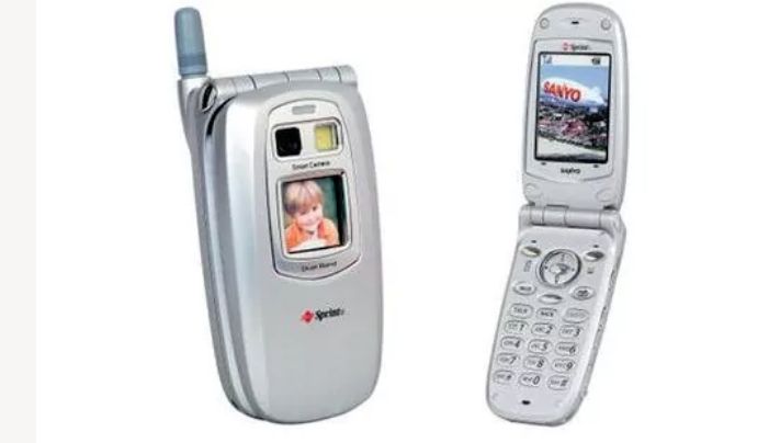sanyo-camera-phone.jpg