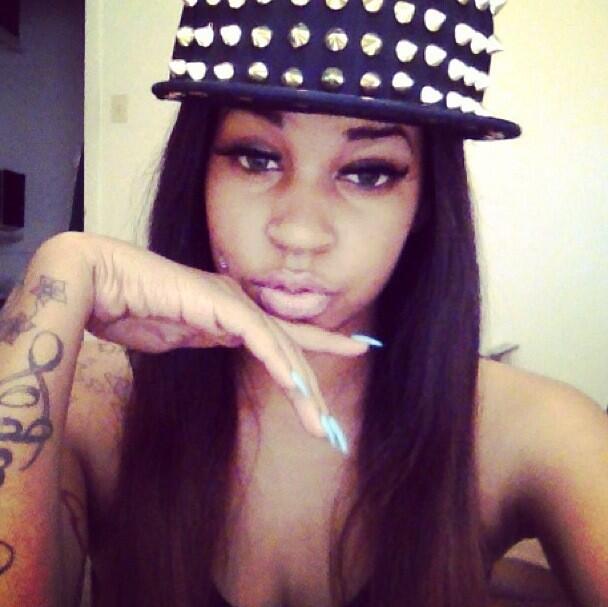 BKa_PaOCUAA4_H_.jpg:large