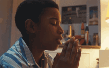 praying-kingsley-smith.gif